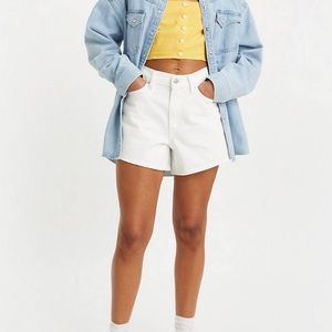 Levi’s 80s Mom Shorts